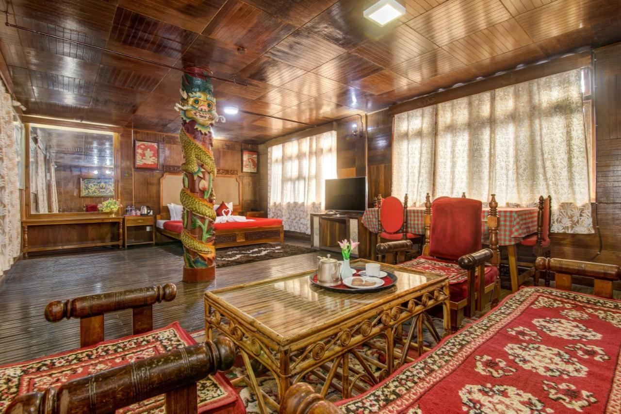 Montis Soyang Premium Heritage Hotel Gangtok Exterior foto